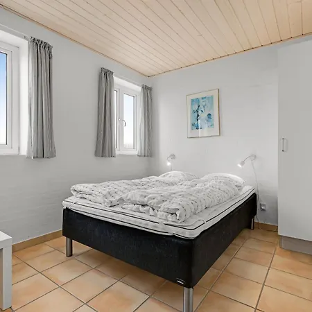 Holiday home Pool And Activity House With A Fantastic View Of The North Sea Frostrup